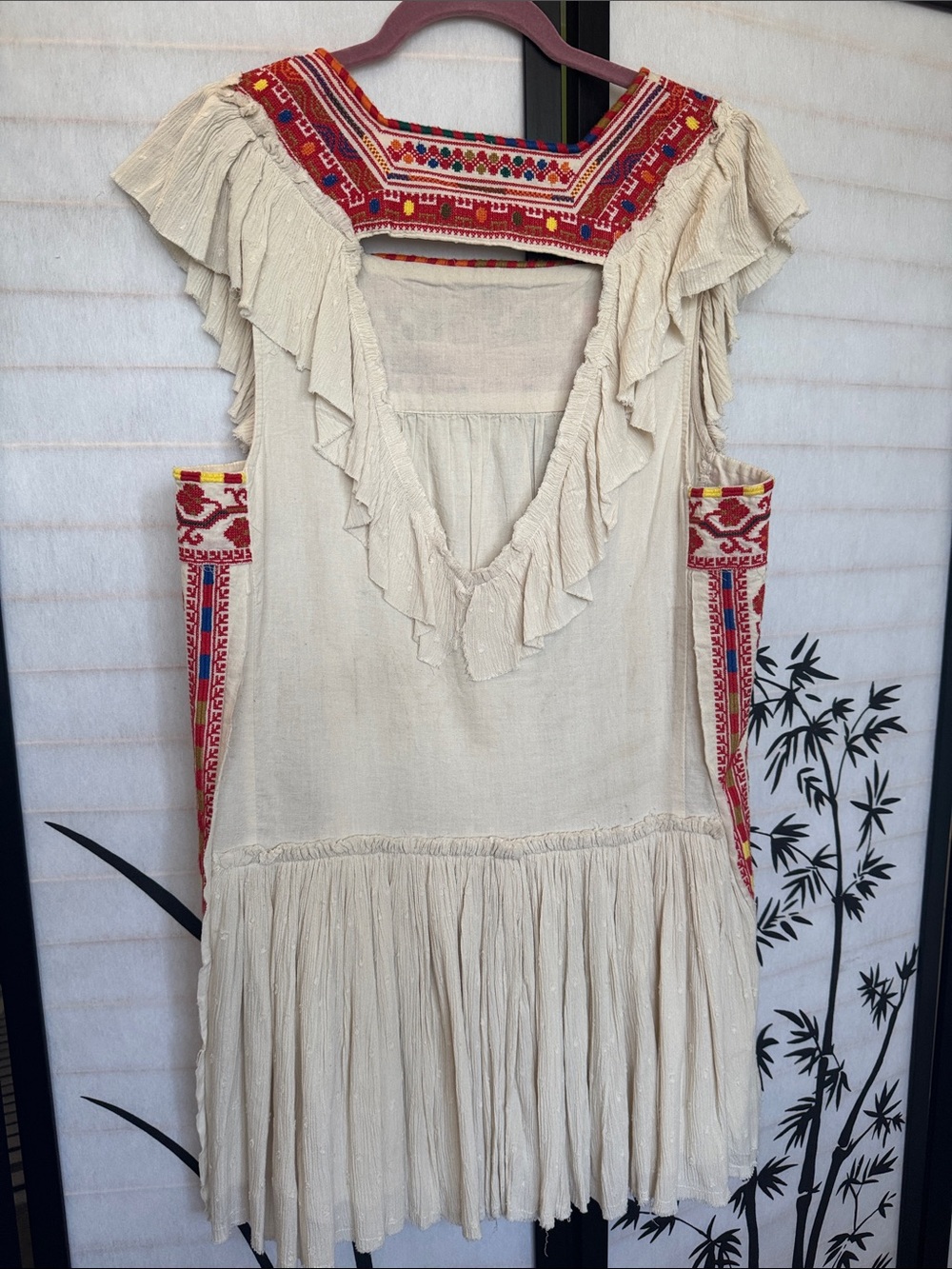Free People cream cotton dress with embroidery & open backšŗ - Picture 2 of 5